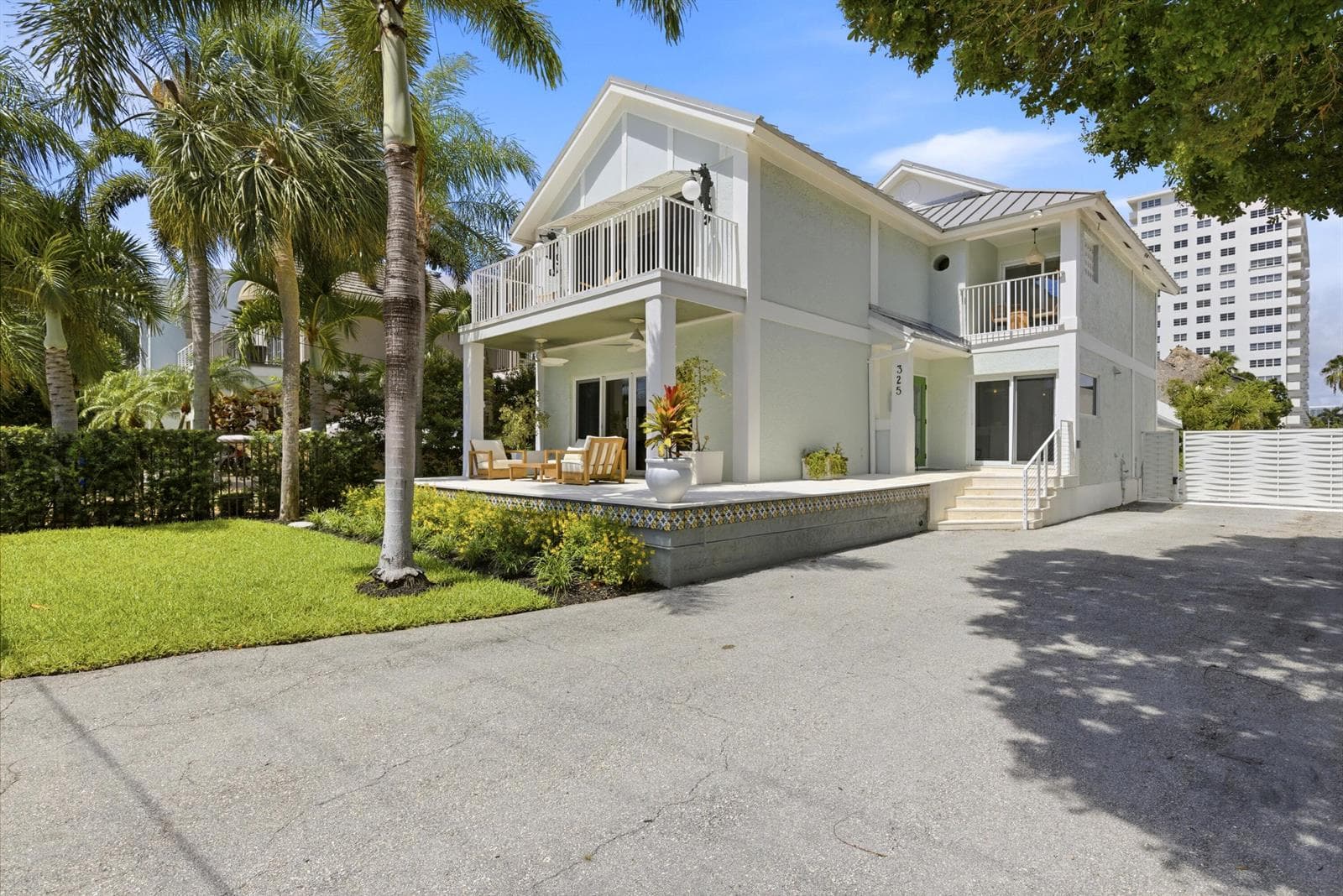 325 Poinciana Drive, Fort Lauderdale, FL 33301 photo 4