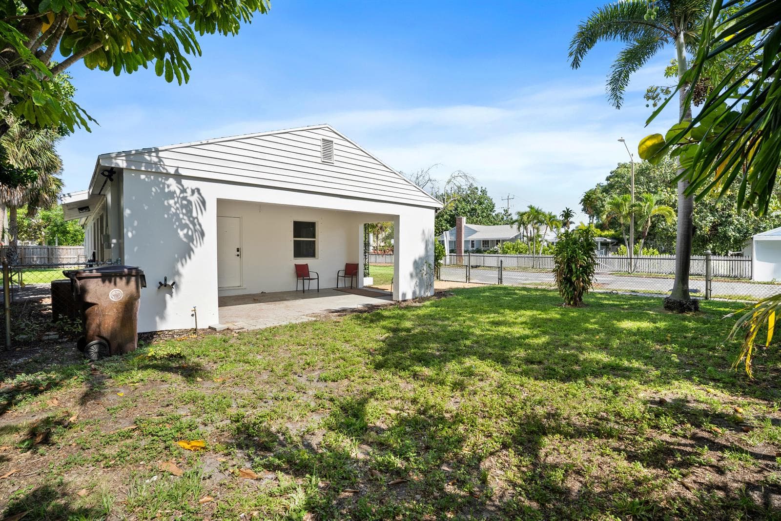 401 42nd Street, West Palm Beach, FL 33407 photo 3