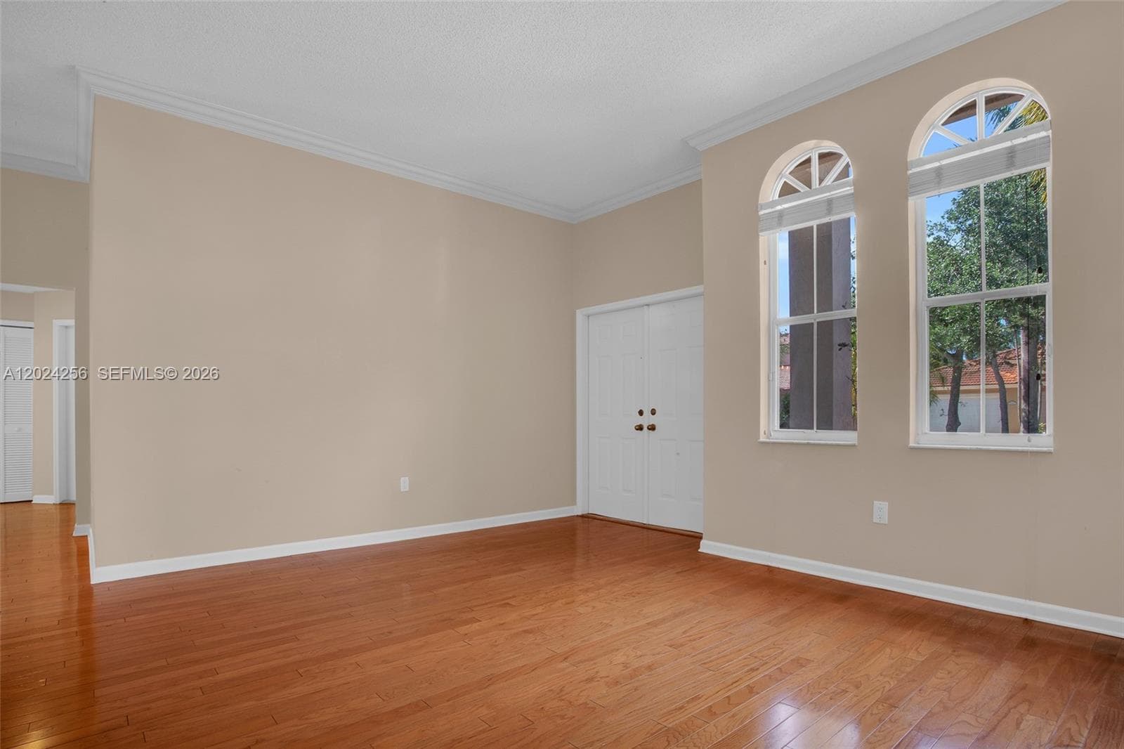 13964 N Cypress Cove Cir, Davie, FL 33325 photo 3