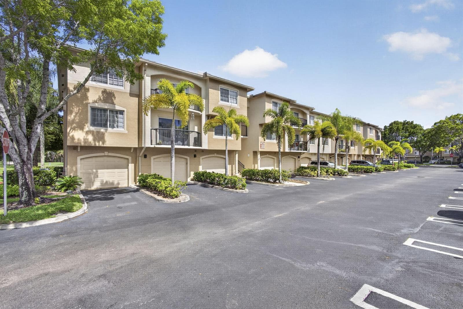 800 S Crestwood Ct Court S # 809, Royal Palm Beach, FL 33411 photo 2
