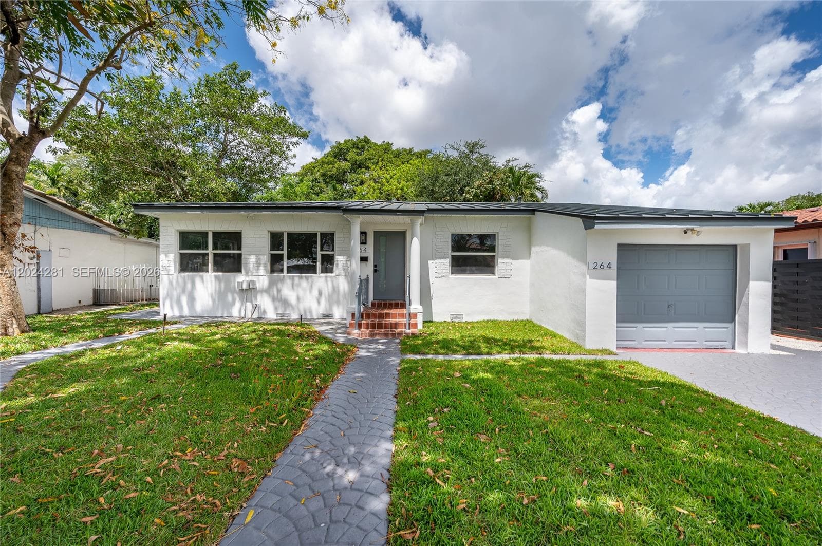 264 Navajo St, Miami Springs, FL 33166 photo 3