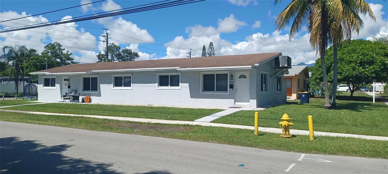 602 SE 2nd Avenue, Dania Beach, FL 33004 photo 2