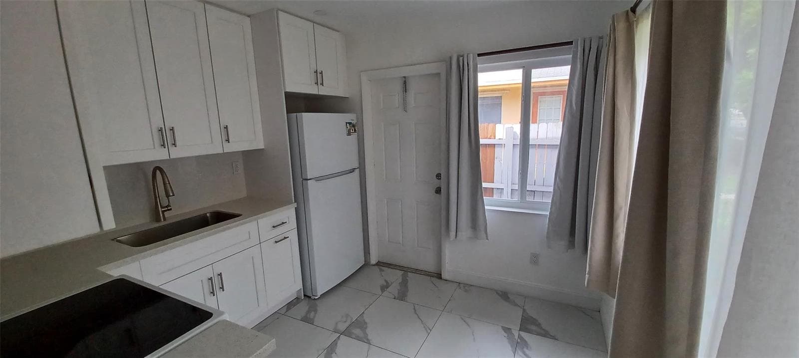 602 SE 2nd Avenue, Dania Beach, FL 33004 photo 5