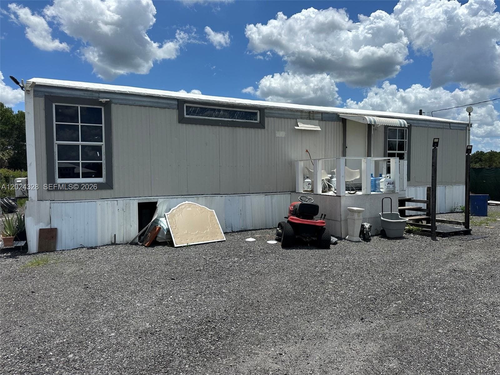 625 N QUEBRADA, Clewiston, FL 33440 photo 2