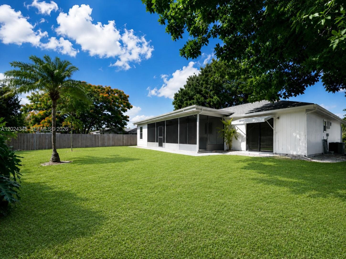 112 SE Vin Rose Cir, Palm Bay, FL 32909 photo 2