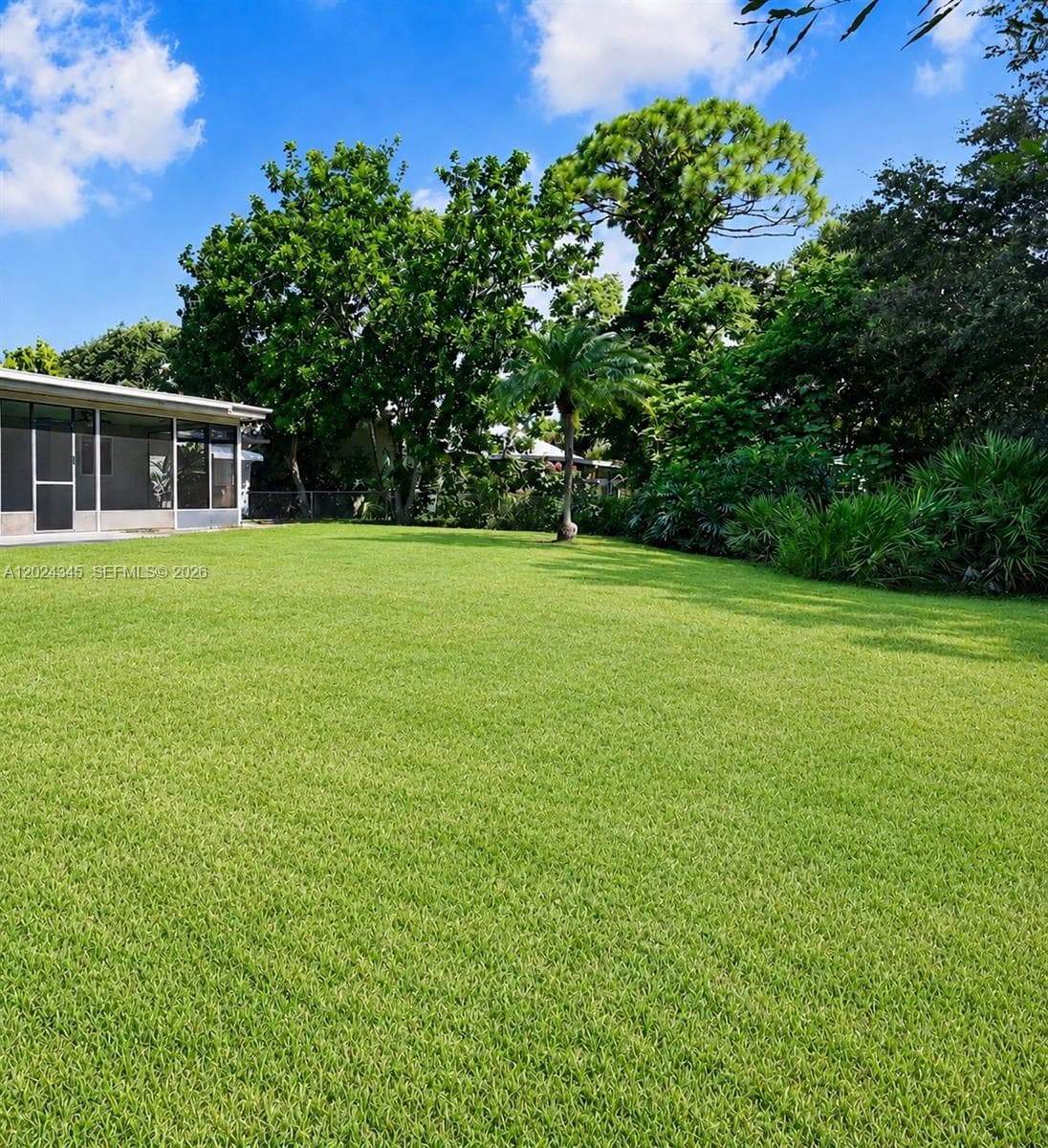 112 SE Vin Rose Cir, Palm Bay, FL 32909 photo 3
