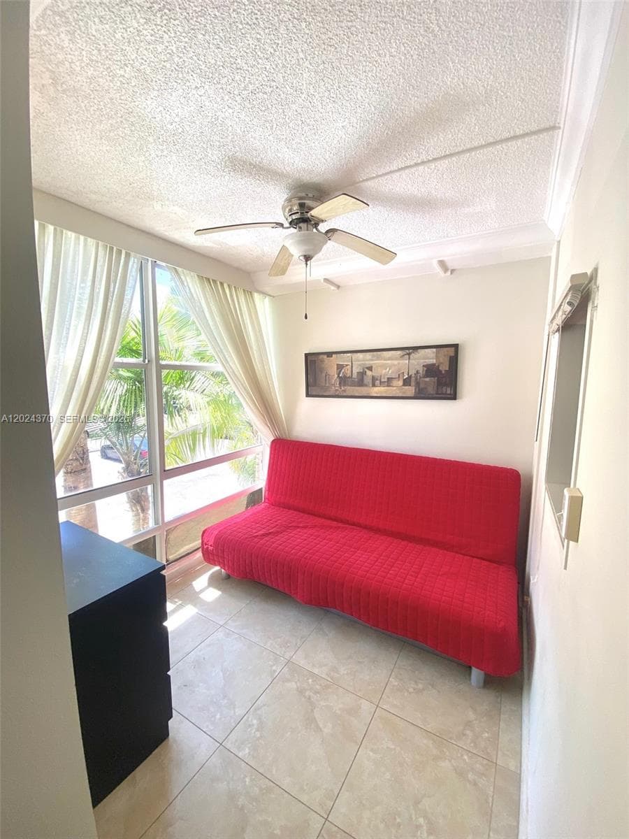210 172nd St # 226, Sunny Isles Beach, FL 33160 photo 4