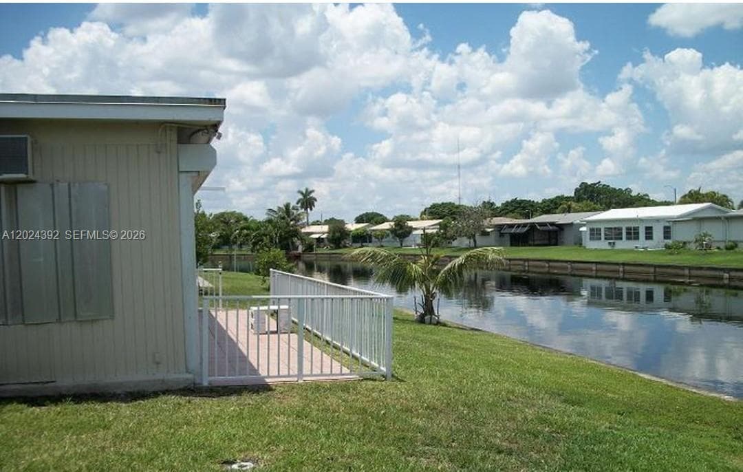 4709 NW 47th Ave # 4709, Tamarac, FL 33319 photo 4