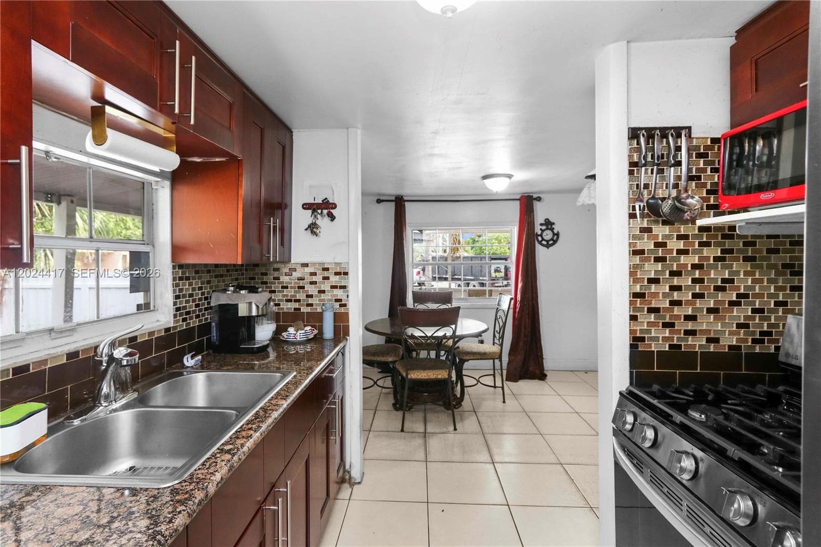 827 SW 128 AVE, Miami, FL 33184 photo 5