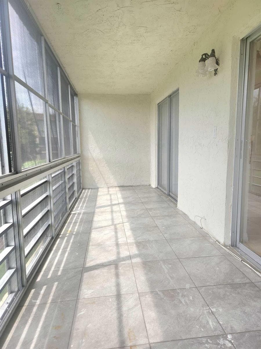 100 Village Green Circle E # B212, Palm Springs, FL 33461 photo 5