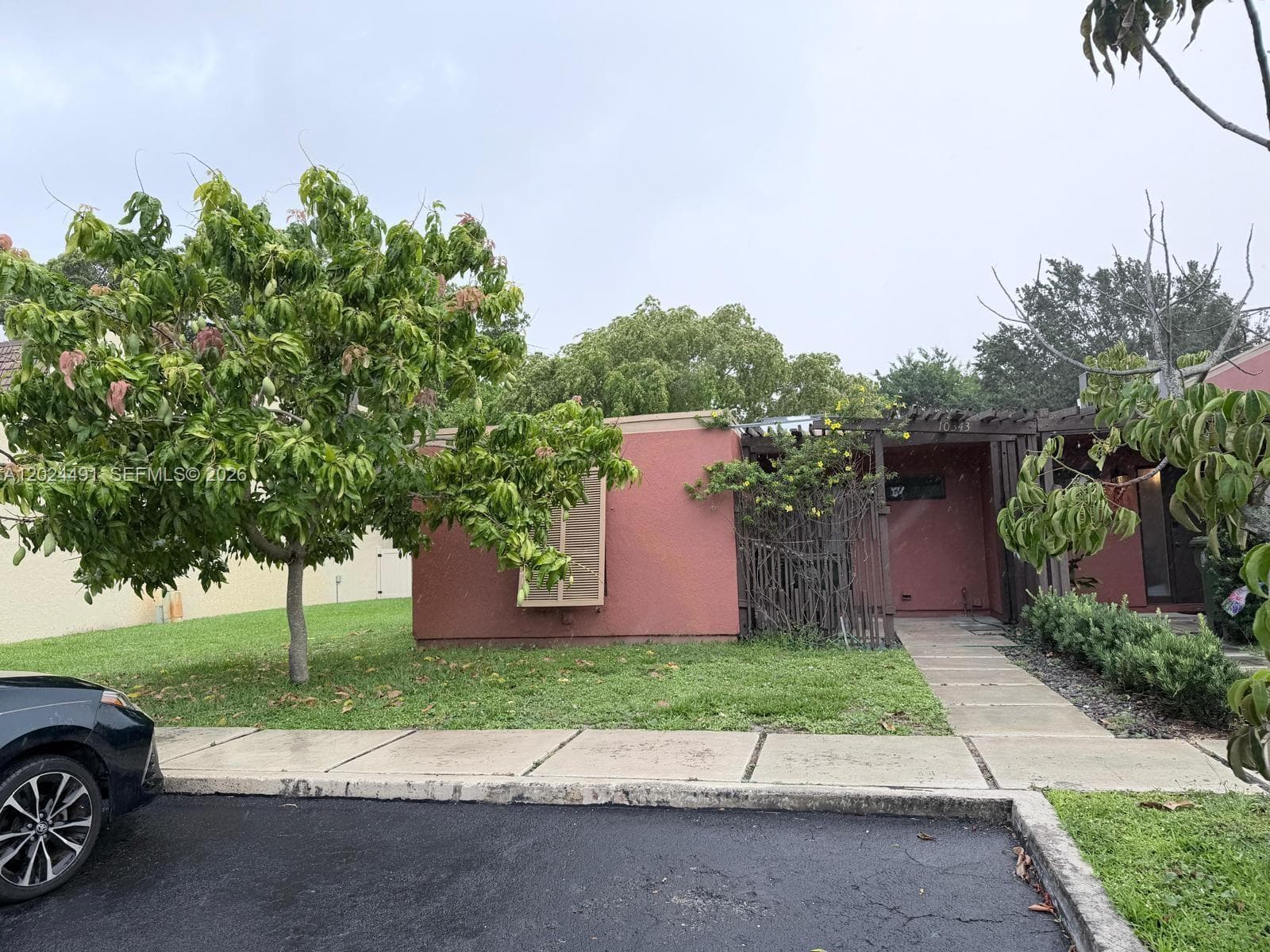 10343 Greenhouse Rd, Pembroke Pines, FL 33026 photo 5