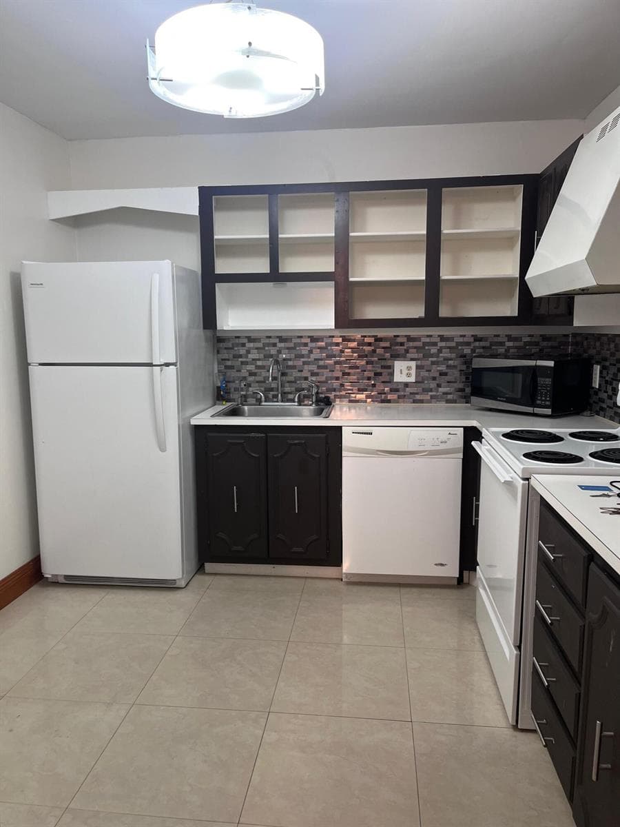 2851 NE 183rd Street, Aventura, FL 33160 photo 4