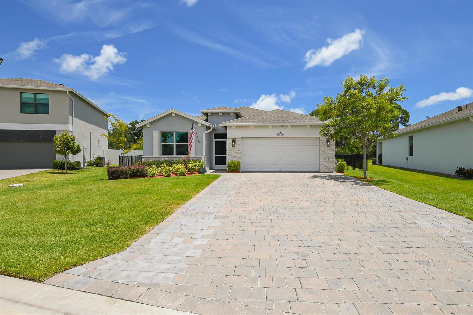 5970 SE Skyblue Circle, Stuart, FL 34997 photo 2