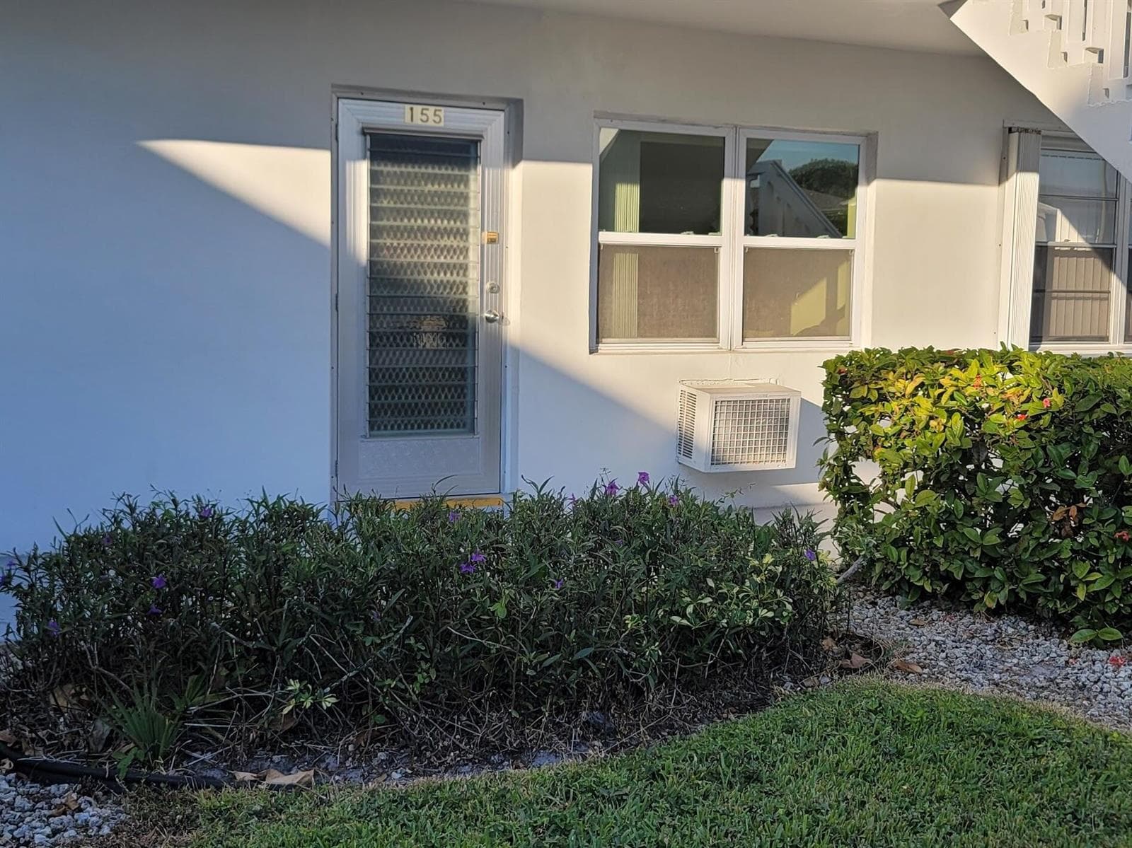 155 Coventry, West Palm Beach, FL 33417 photo 3
