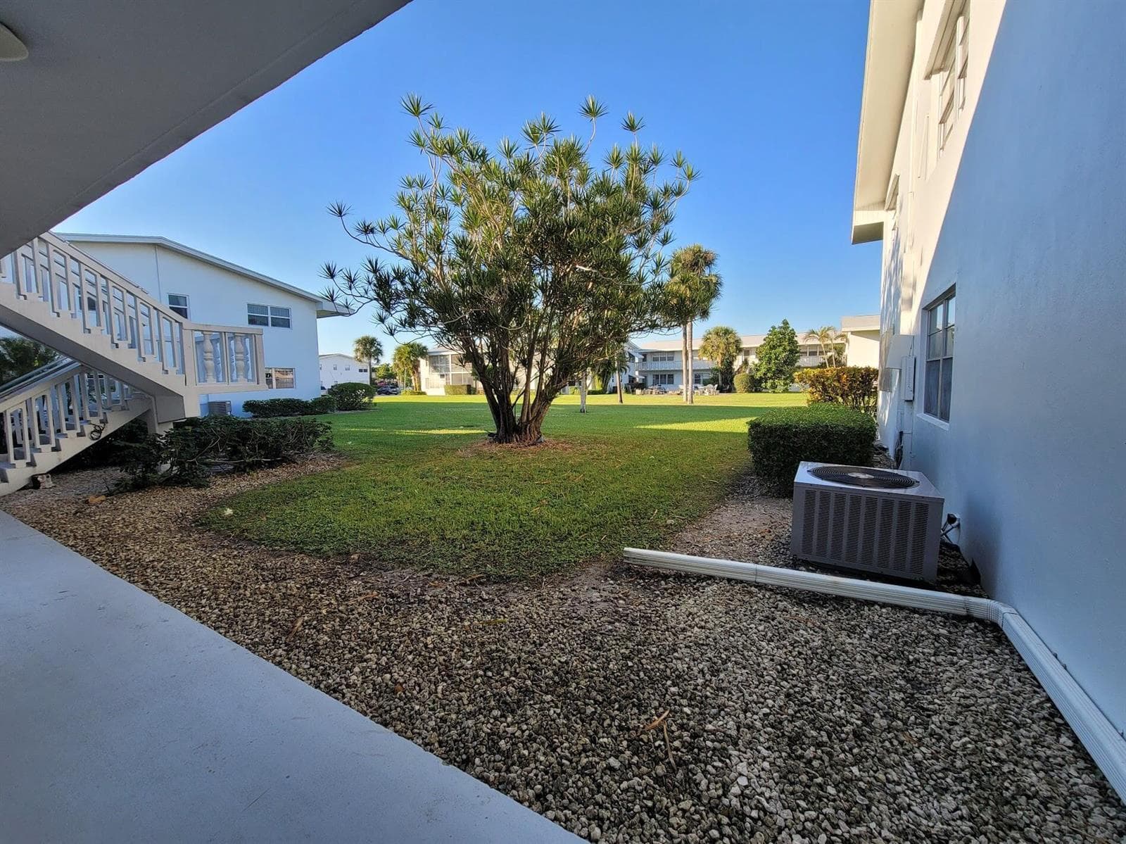 155 Coventry, West Palm Beach, FL 33417 photo 5