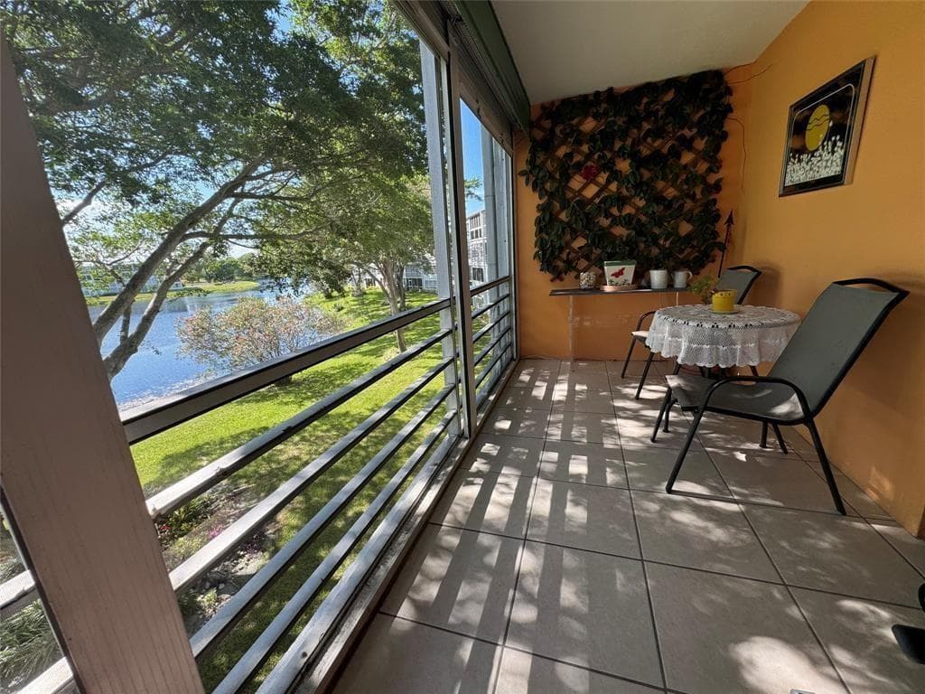3058 Cambridge C # 3058, Deerfield Beach, FL 33442 photo 3