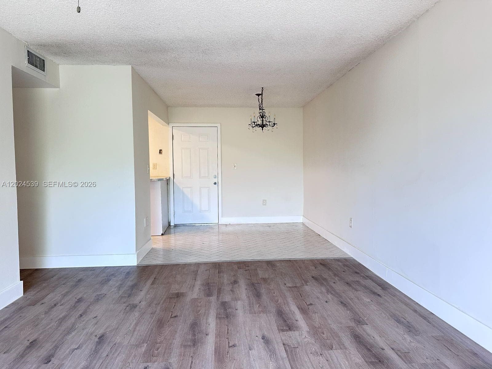 365 NE 125th St # 306, North Miami, FL 33161 photo 3
