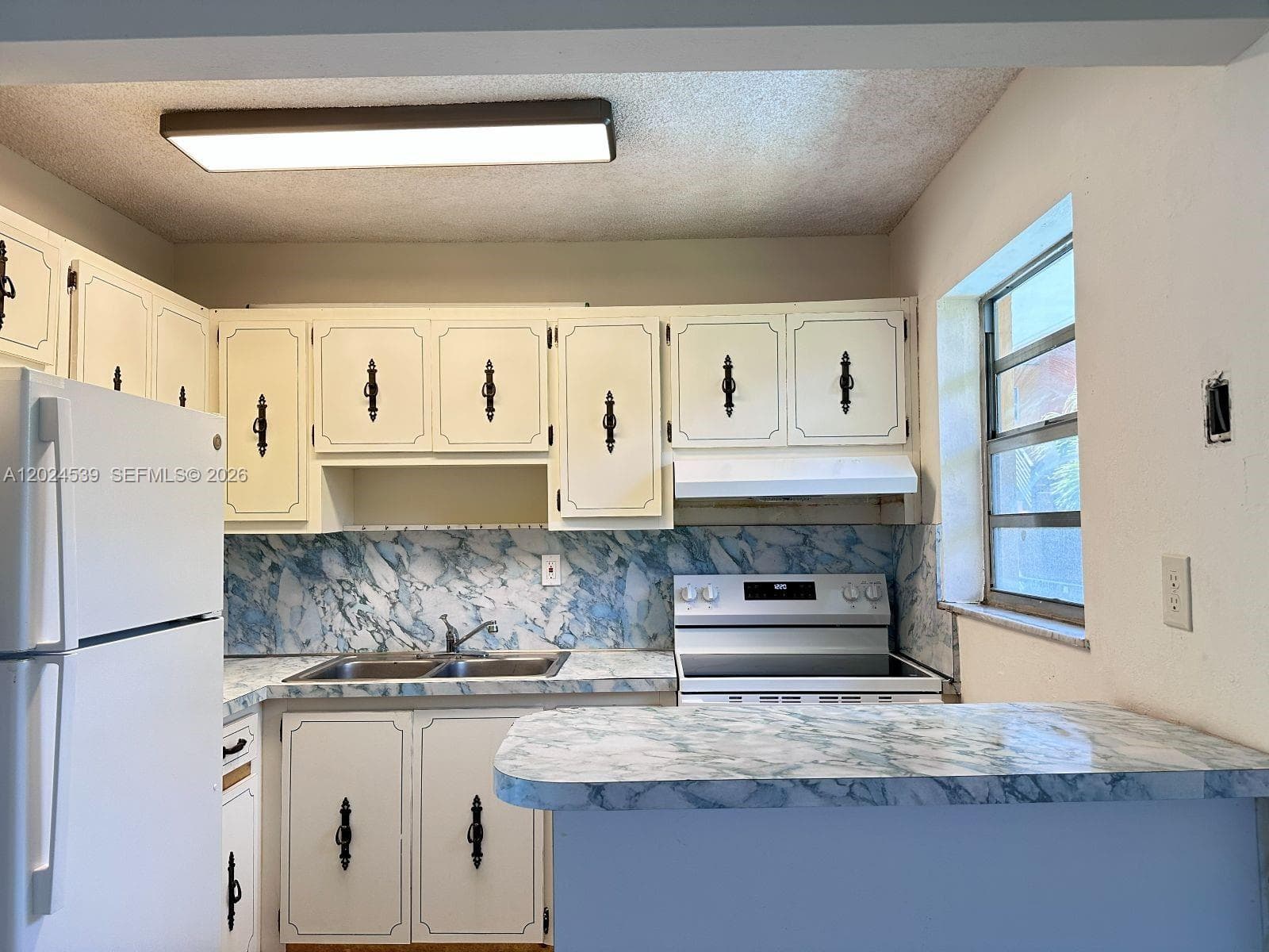 365 NE 125th St # 306, North Miami, FL 33161 photo 4
