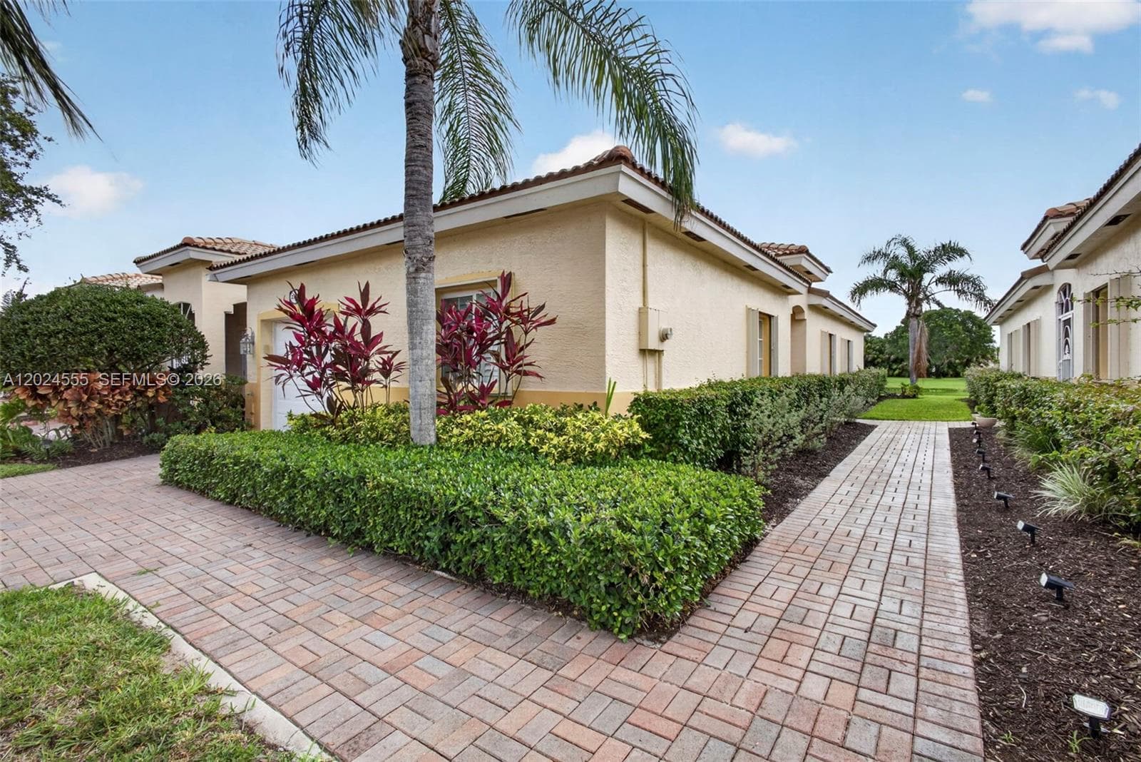 2368 Windjammer Way, West Palm Beach, FL 33411 photo 5