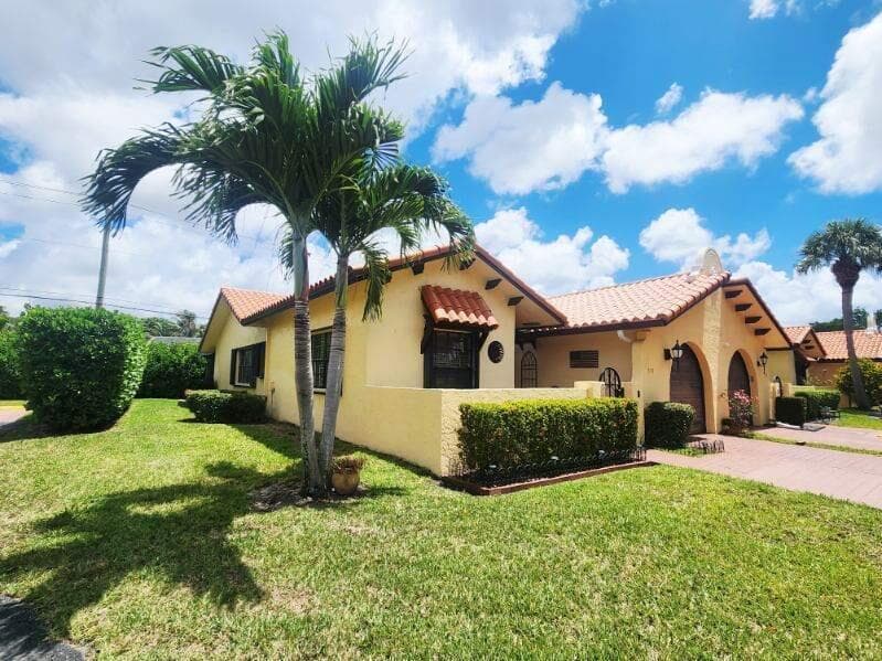 5157 Magellan Way E, Delray Beach, FL 33484 photo 2