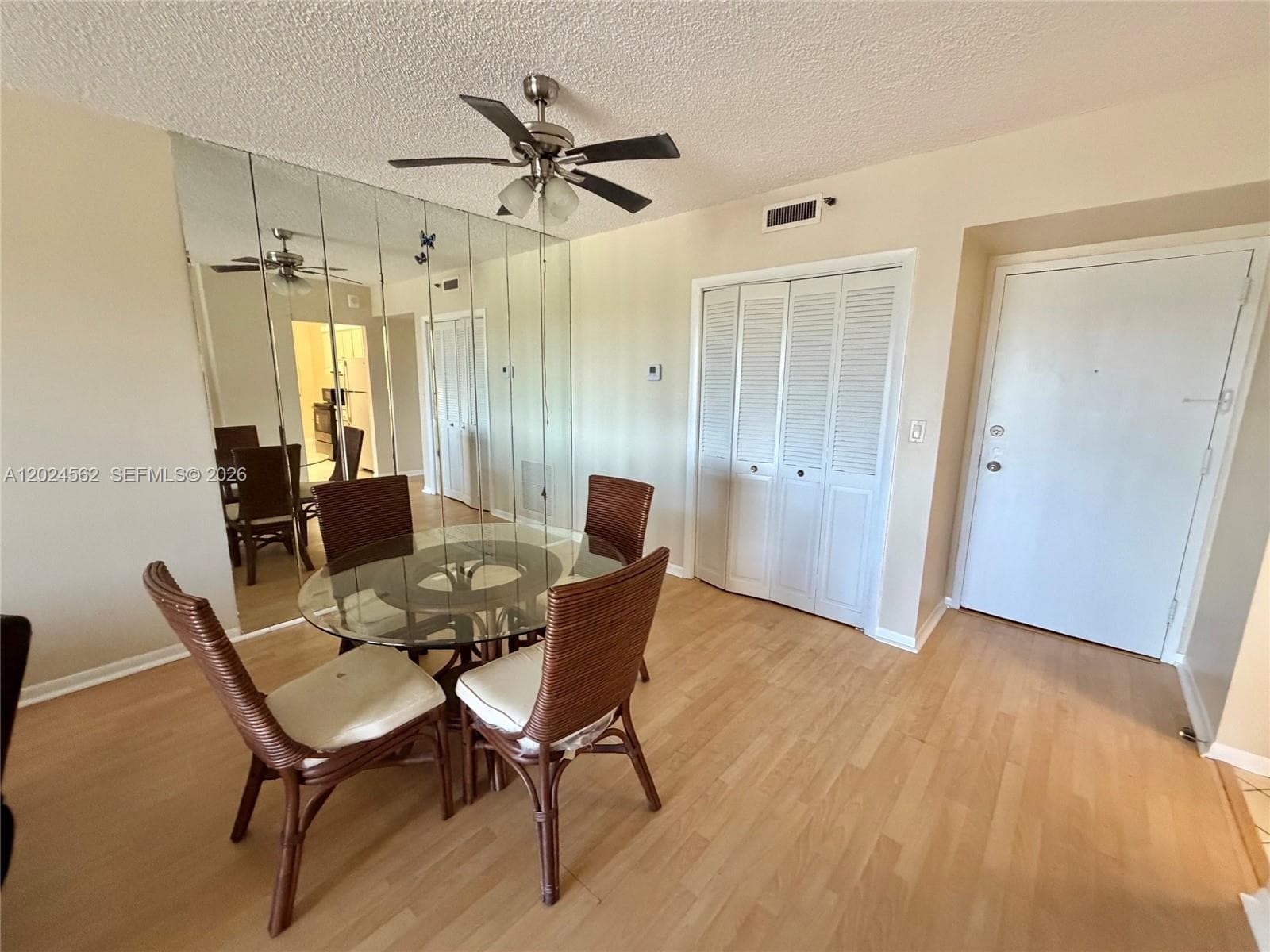 4001 Hillcrest Dr # 609, Hollywood, FL 33021 photo 2