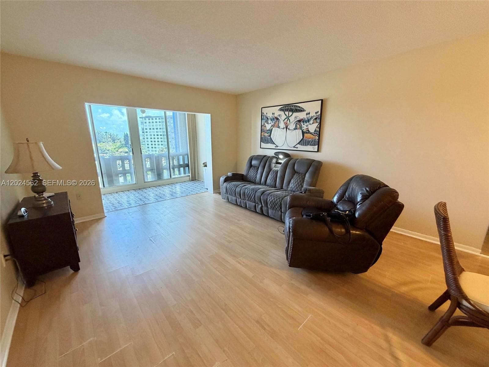 4001 Hillcrest Dr # 609, Hollywood, FL 33021 photo 3