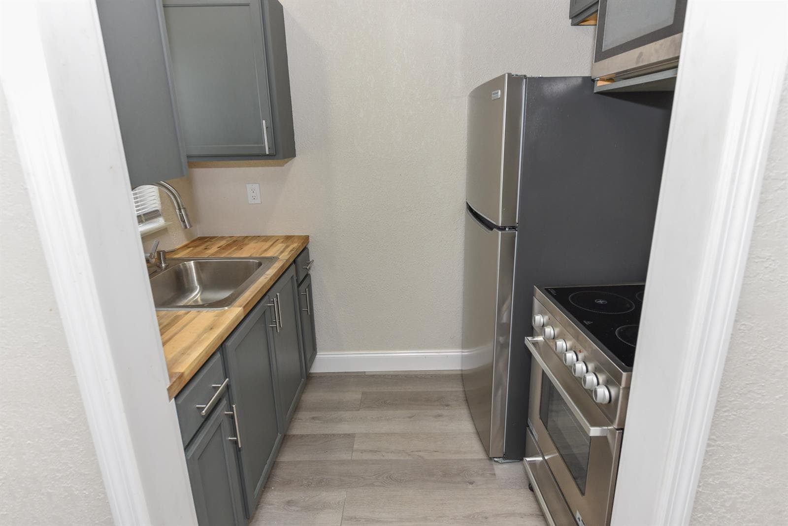 1001 S Federal Highway # 3, Lake Worth, FL 33460 photo 3