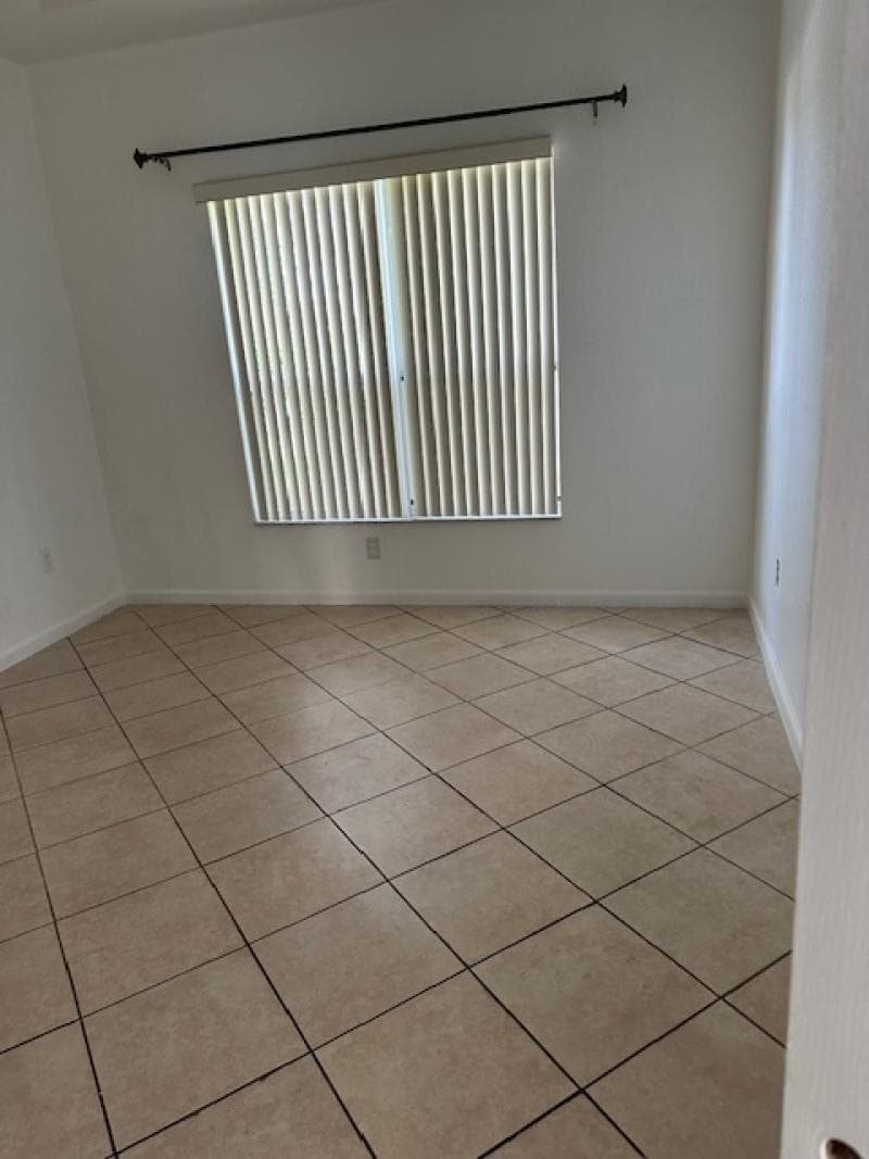1056 NE 39th Avenue, Homestead, FL 33033 photo 5