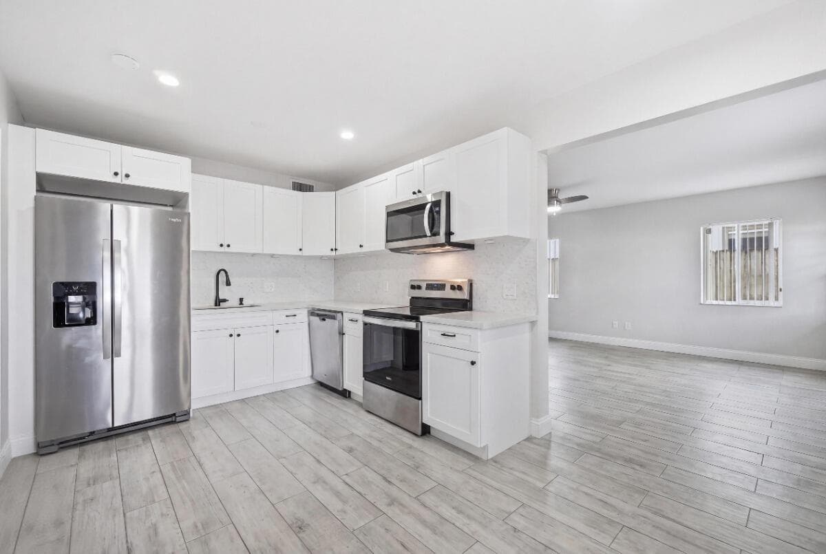 712 NE 10th Avenue, Pompano Beach, FL 33060 photo 4