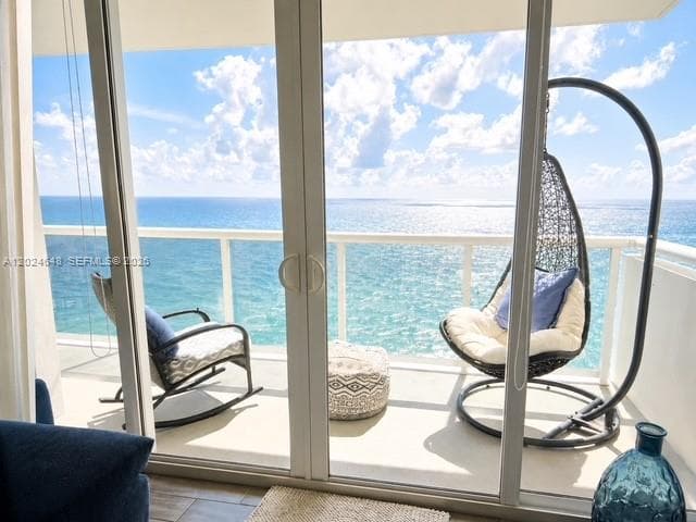 3140 S Ocean Dr # 1705, Hallandale Beach, FL 33009 photo 4