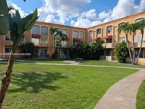 18111 NW 68th Ave # F203, Hialeah, FL 33015 photo 4