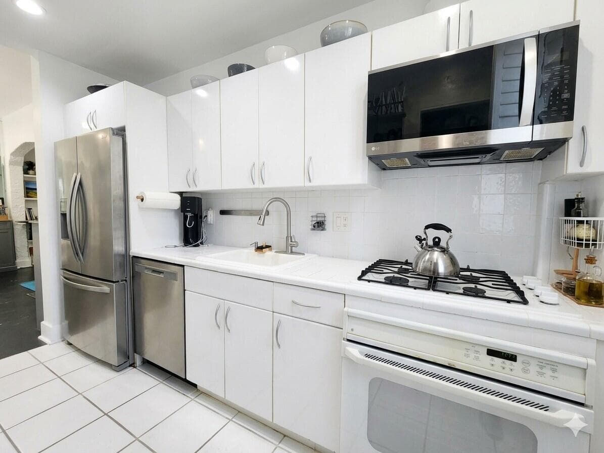 900 16th Street # 102, Miami Beach, FL 33139 photo 3