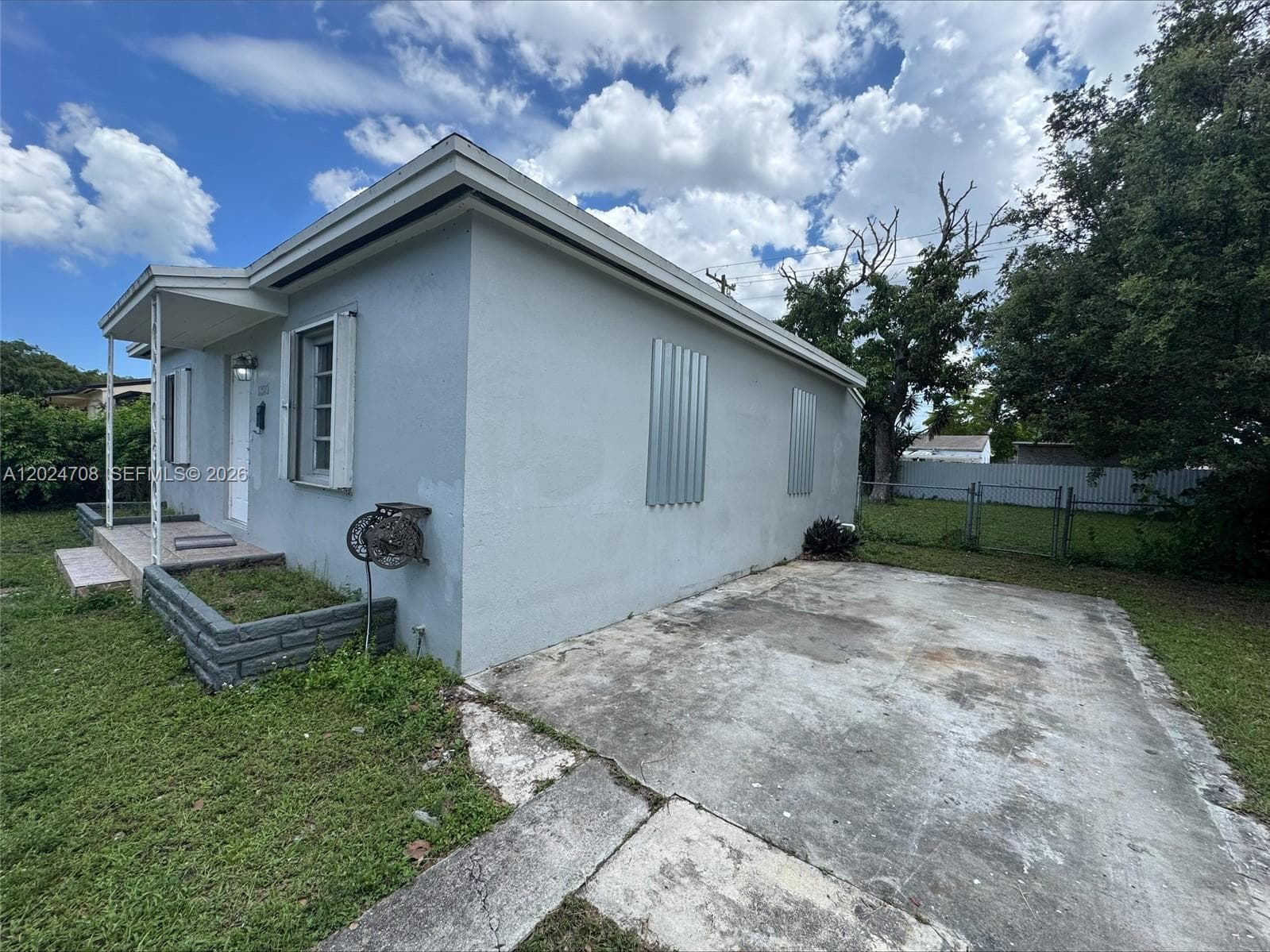 1320 NW 87th St, Miami, FL 33147 photo 2