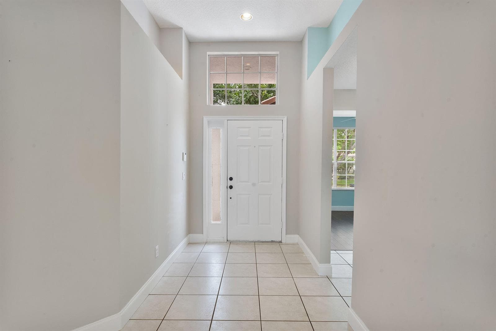 981 Delray Lakes Drive, Delray Beach, FL 33444 photo 5