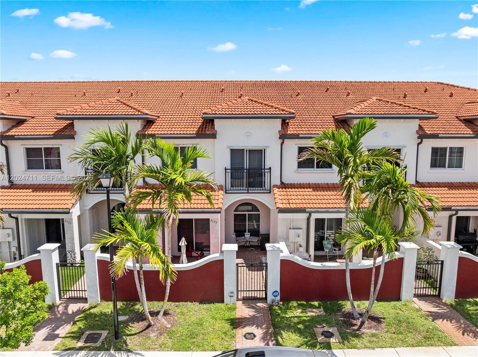 3535 NW 29th Ct, Lauderdale Lakes, FL 33311 photo 2