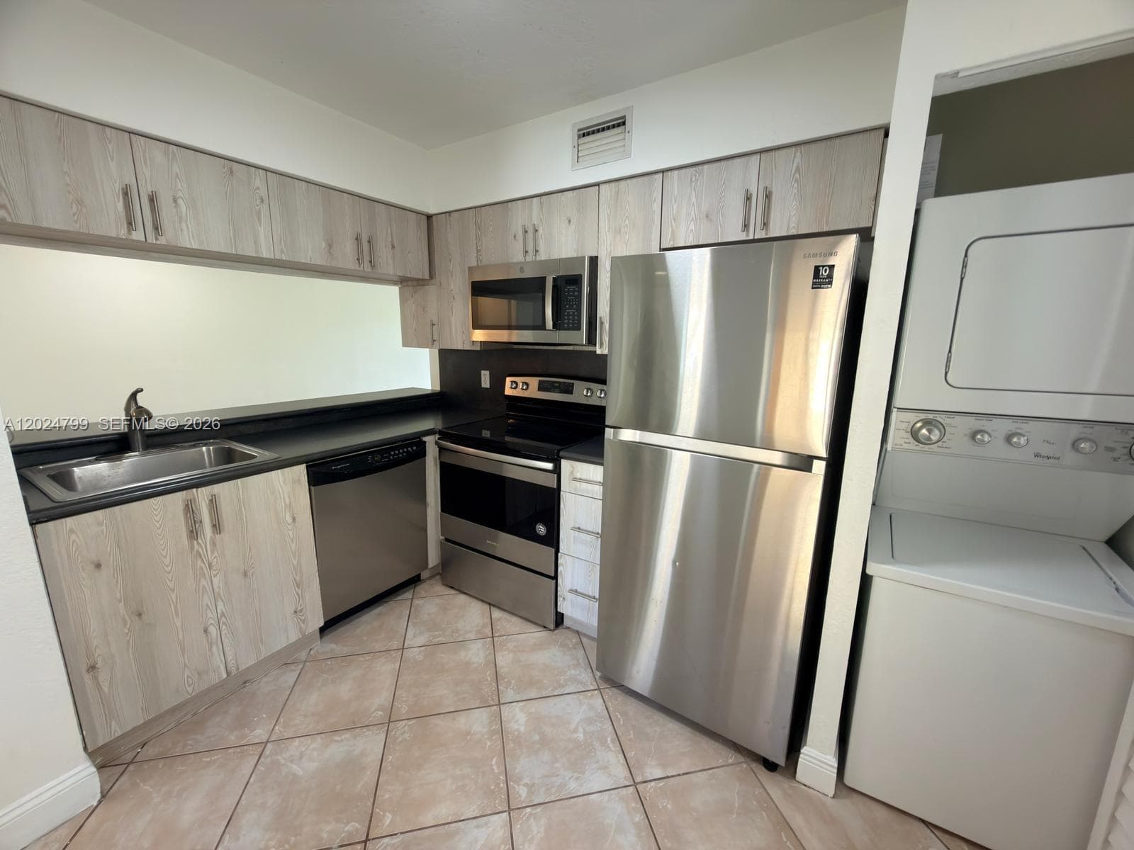 1025 Coral Club Dr # 1025, Coral Springs, FL 33071 photo 3