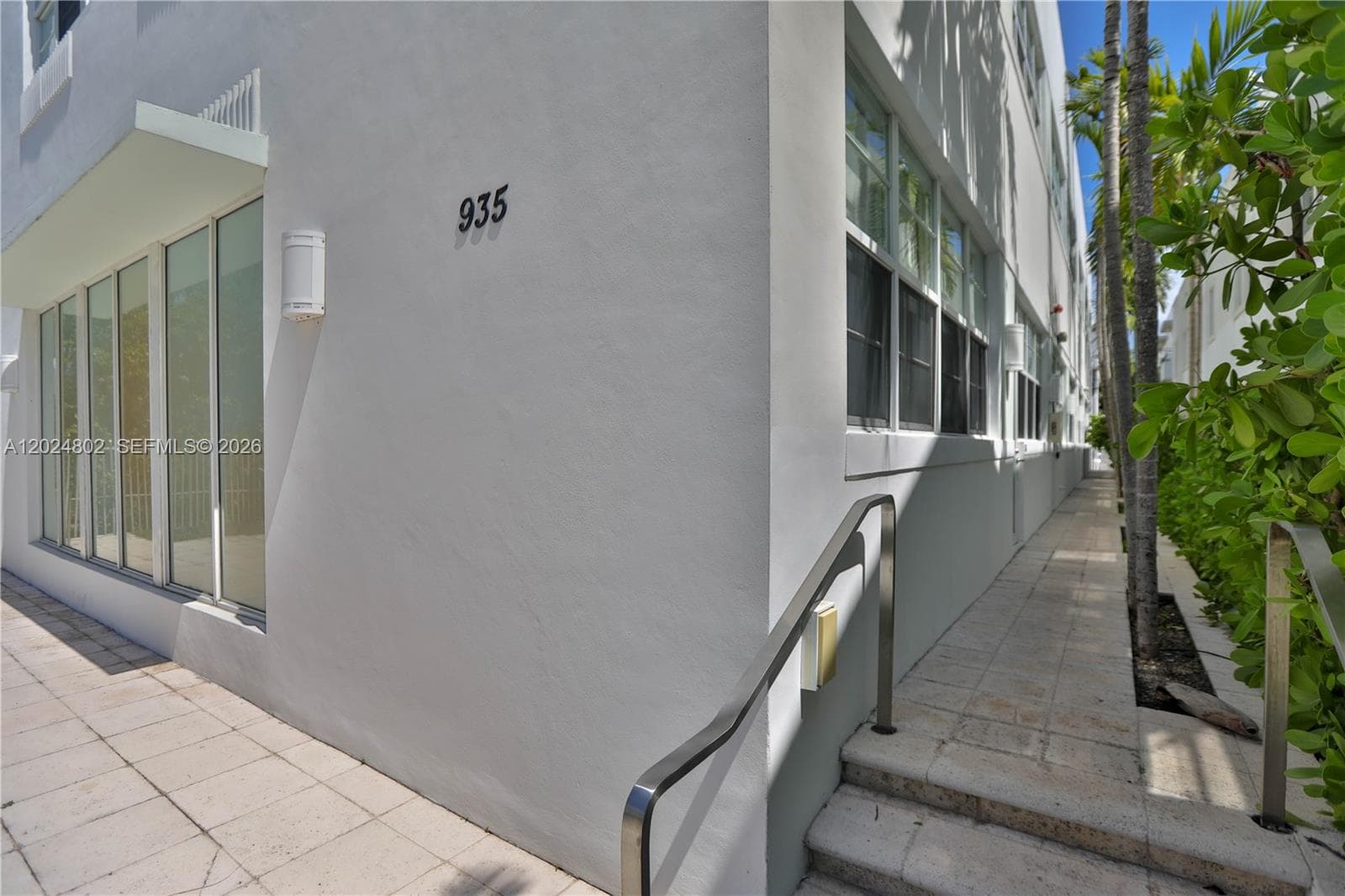935 Euclid Ave # 6, Miami Beach, FL 33139 photo 2
