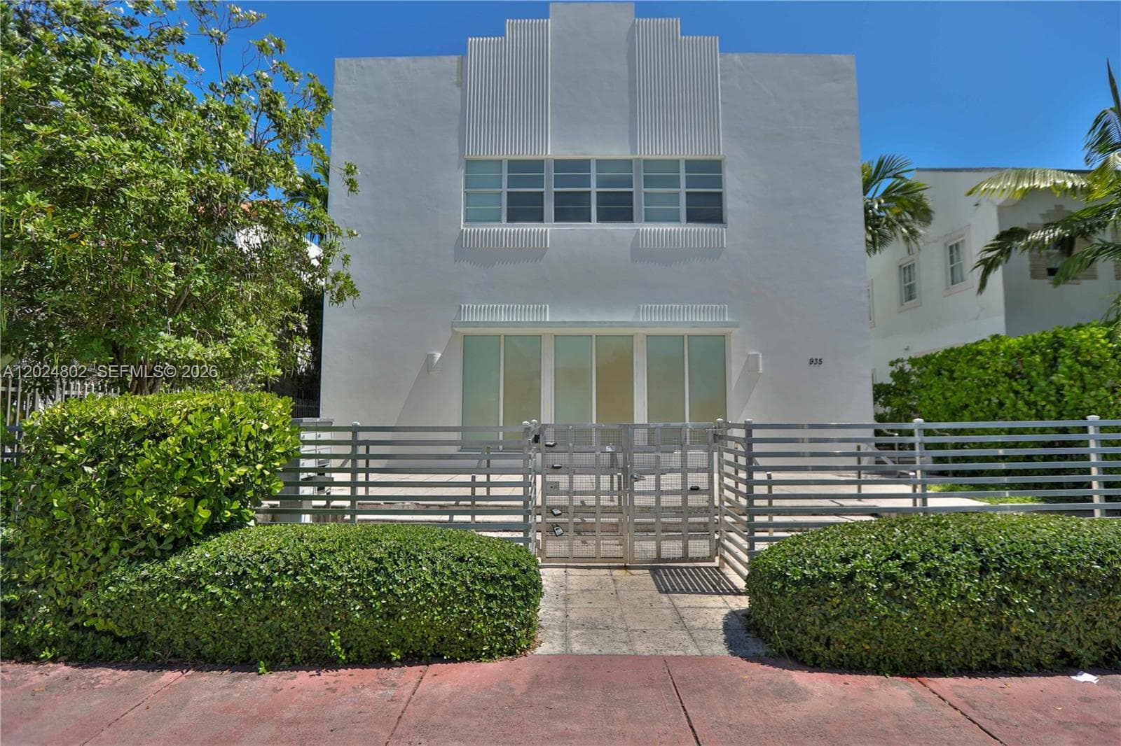 935 Euclid Ave # 6, Miami Beach, FL 33139 photo 3