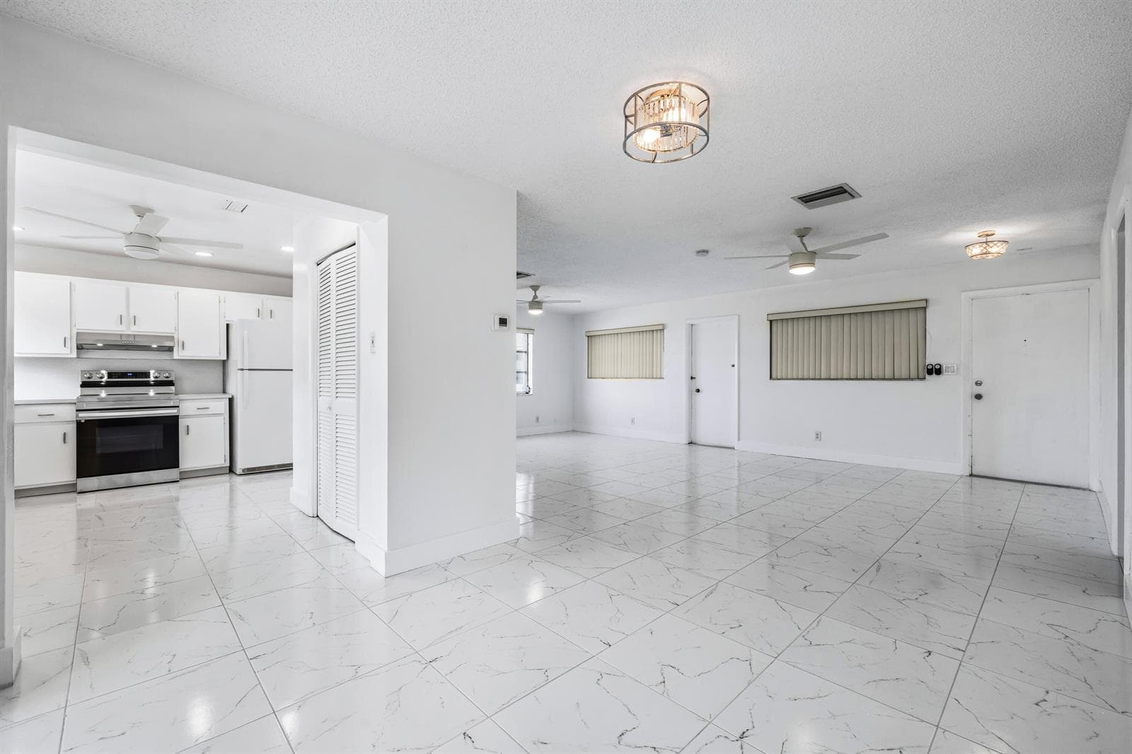 941 Crystal Lake Drive # 207, Deerfield Beach, FL 33064 photo 4