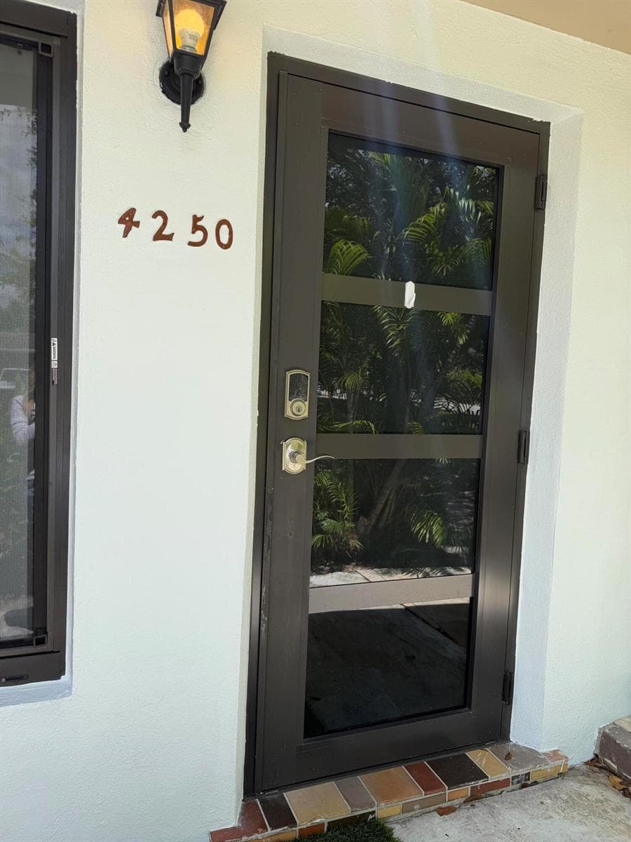 4250 NE 12th Avenue, Pompano Beach, FL 33064 photo 2