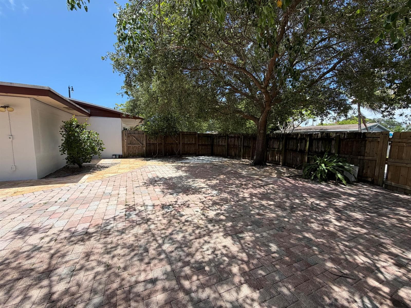 4250 NE 12th Avenue, Pompano Beach, FL 33064 photo 3