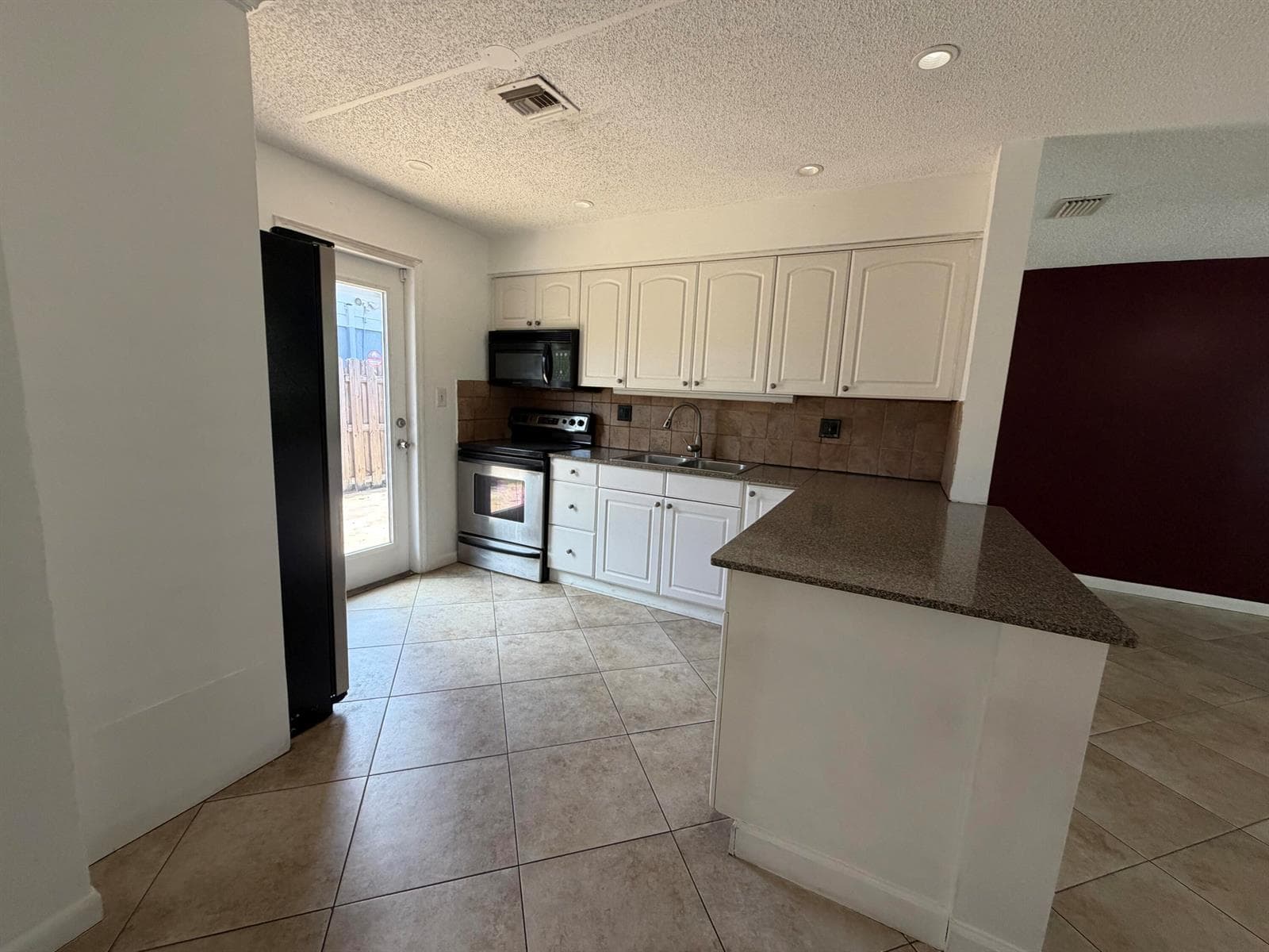 4250 NE 12th Avenue, Pompano Beach, FL 33064 photo 4