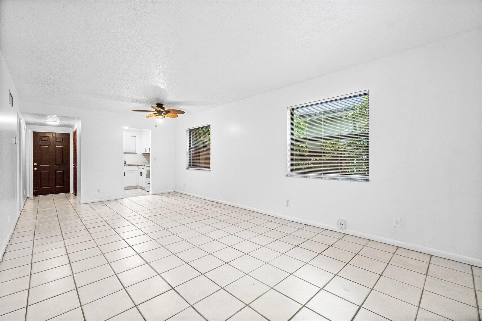 626 N Federal Highway # Unit 3, FL 33460 photo 5
