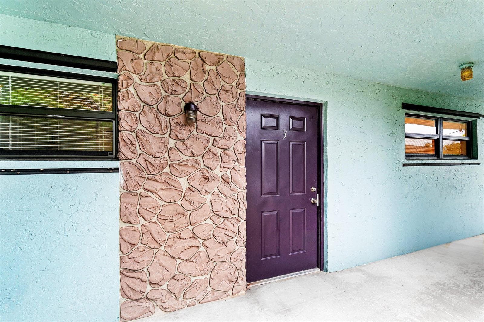 626 N Federal Highway # Unit 3, FL 33460 photo 4