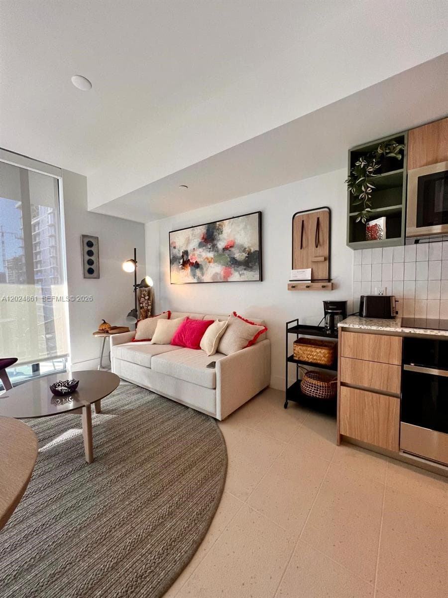 159 NE 6th St # 2508, Miami, FL 33132 photo 2