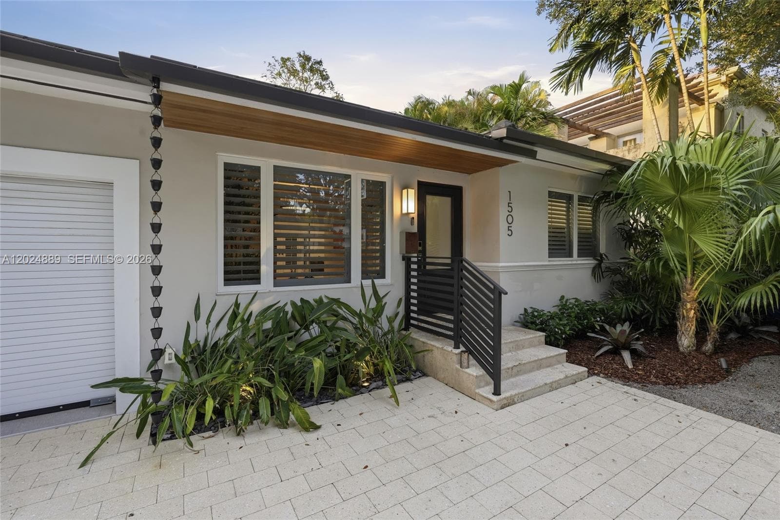 1505 Robbia Ave, Coral Gables, FL 33146 photo 2