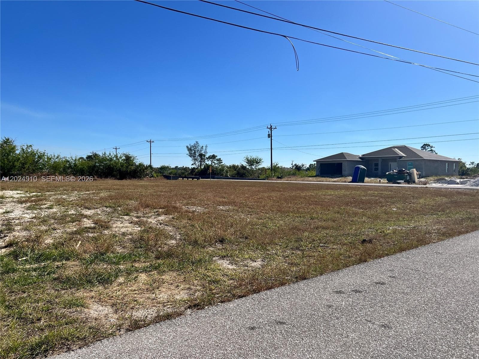 3239 NE 9 Avenue, Cape Coral, FL 33909 photo 3