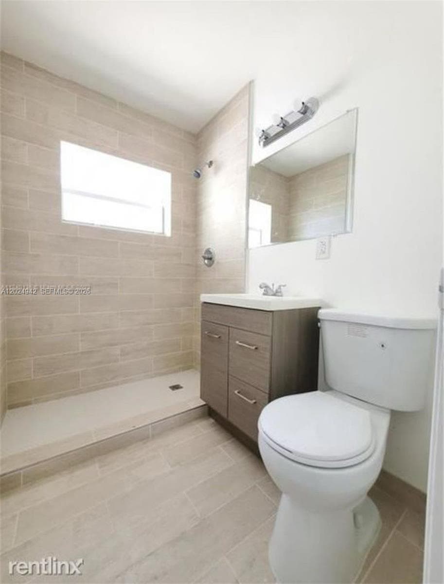 1770 NE 170th St, North Miami Beach, FL 33162 photo 5