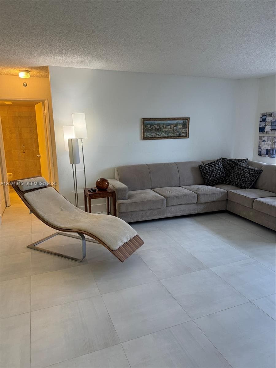 3600 Mystic Pointe Dr # 208, Aventura, FL 33180 photo 3