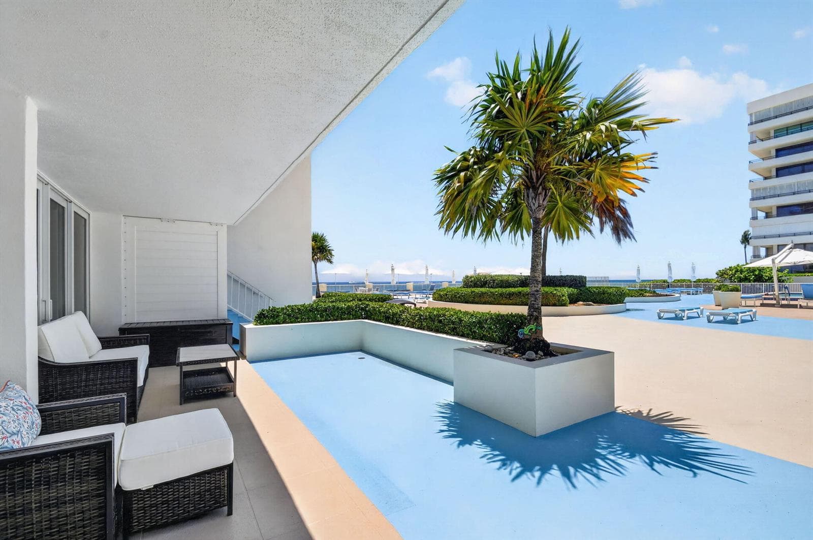 3546 S Ocean Boulevard # 203, South Palm Beach, FL 33480 photo 2